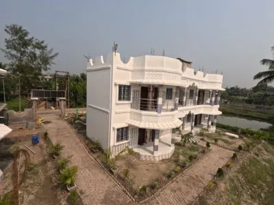 Sundarban Hotel building white